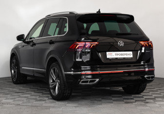 Подержанный автомобиль Volkswagen Tiguan 2021 года (8 фото)