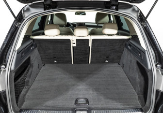 Подержанный автомобиль Mercedes-Benz GLC Coupe 2015 года (21 фото)