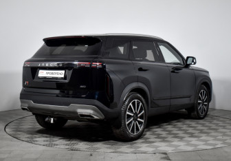 Подержанный автомобиль Jaecoo J7 2023 года (5 фото)