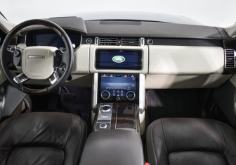 Подержанный автомобиль Land Rover Range Rover 2018 года (15 фото)