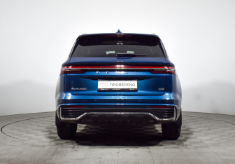 Подержанный автомобиль Geely Monjaro 2023 года (6 фото)