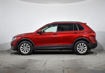 Подержанный автомобиль Volkswagen Tiguan 2020 года (8 фото)