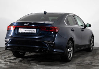Подержанный автомобиль Kia Cerato Sedan 2019 года (5 фото)