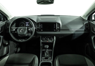 Подержанный автомобиль Skoda Karoq 2020 года (13 фото)
