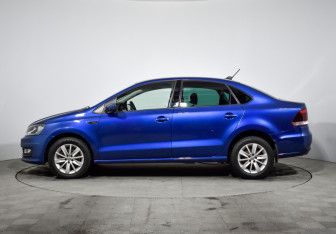 Подержанный автомобиль Volkswagen Polo Sedan 2020 года (8 фото)