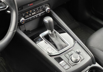 Подержанный автомобиль Mazda CX-5 2021 года (16 фото)