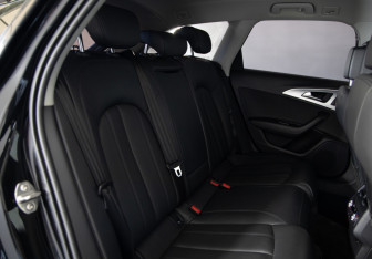 Подержанный автомобиль Audi A6 allroad 2018 года (20 фото)