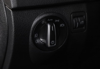 Подержанный автомобиль Volkswagen Tiguan 2013 года (18 фото)