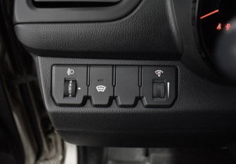 Подержанный автомобиль Kia Rio Sedan 2011 года (14 фото)