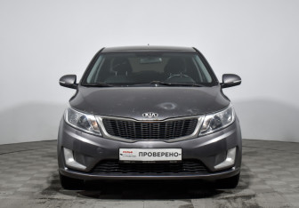 Подержанный автомобиль Kia Rio Sedan 2013 года (2 фото)
