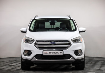 Подержанный автомобиль Ford Kuga 2017 года (2 фото)