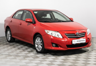 Подержанный автомобиль Toyota Corolla Sedan 2007 года (3 фото)
