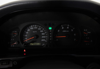 Подержанный автомобиль Toyota Land Cruiser Suv 1999 года (12 фото)