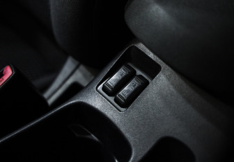 Подержанный автомобиль Mitsubishi Lancer Sedan 2010 года (15 фото)