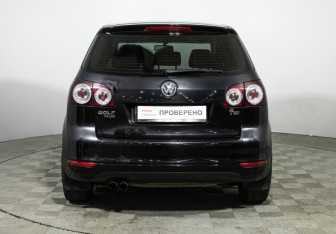 Подержанный автомобиль Volkswagen Golf Plus 2012 года (6 фото)