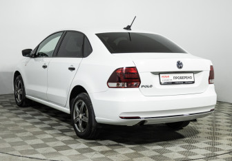 Подержанный автомобиль Volkswagen Polo Sedan 2019 года (7 фото)