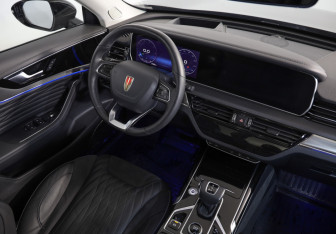 Подержанный автомобиль Hongqi HS5 2024 года (8 фото)