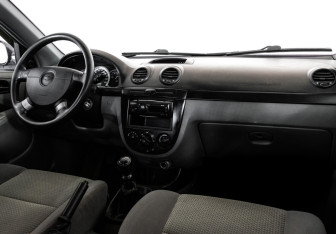 Подержанный автомобиль Chevrolet Lacetti Hatchback 2007 года (9 фото)
