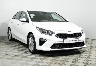 Подержанный автомобиль Kia Ceed Hatchback 2019 года (3 фото)