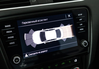 Подержанный автомобиль Skoda Octavia Liftback 2018 года (15 фото)