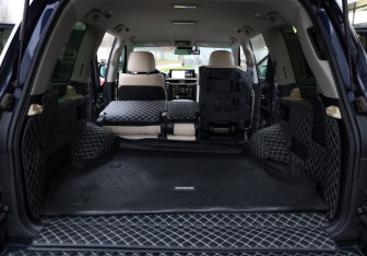 Подержанный автомобиль Lexus LX 2016 года (34 фото)