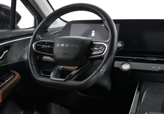 Подержанный автомобиль Omoda C5 2023 года (14 фото)