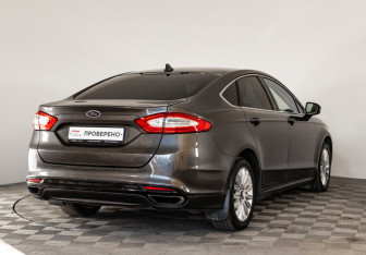 Подержанный автомобиль Ford Mondeo Sedan 2016 года (5 фото)