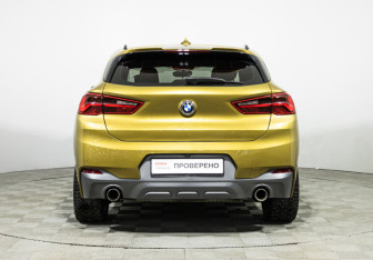 Подержанный автомобиль BMW X2 2018 года (6 фото)