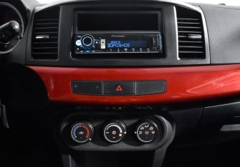 Подержанный автомобиль Mitsubishi Lancer Sedan 2007 года (16 фото)