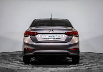 Подержанный автомобиль Hyundai Solaris Sedan 2018 года (6 фото)