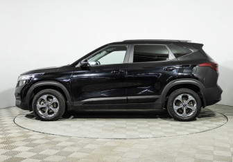 Подержанный автомобиль Kia Seltos 2021 года (8 фото)