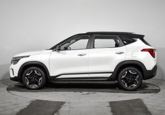 Подержанный автомобиль Kia Seltos 2024 года (8 фото)