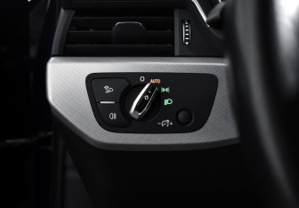 Подержанный автомобиль Audi A4 Sedan 2015 года (19 фото)