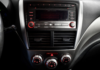 Подержанный автомобиль Subaru Forester Suv 2008 года (15 фото)