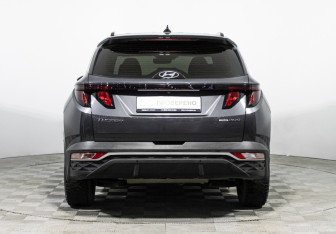 Подержанный автомобиль Hyundai Tucson 2021 года (6 фото)