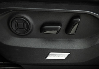 Подержанный автомобиль Volkswagen Touareg 2018 года (19 фото)