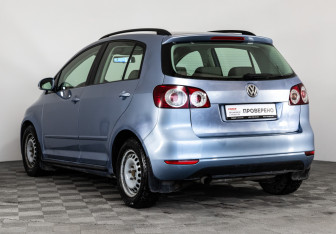 Подержанный автомобиль Volkswagen Golf Plus 2011 года (7 фото)
