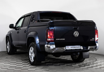 Подержанный автомобиль Volkswagen Amarok 2018 года (8 фото)