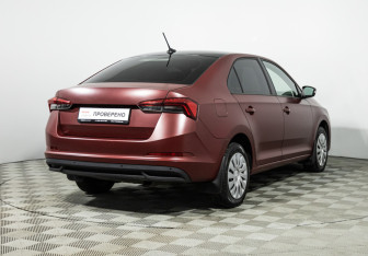Подержанный автомобиль Skoda Rapid Liftback 2020 года (5 фото)