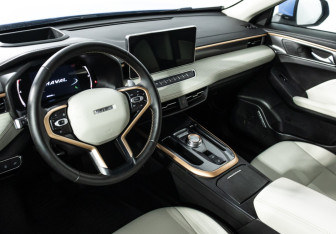 Подержанный автомобиль Haval Jolion 2022 года (11 фото)