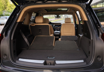 Подержанный автомобиль Cadillac XT6 2020 года (34 фото)