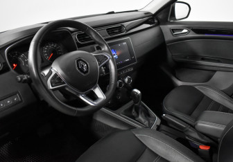 Подержанный автомобиль Renault Arkana 2019 года (9 фото)