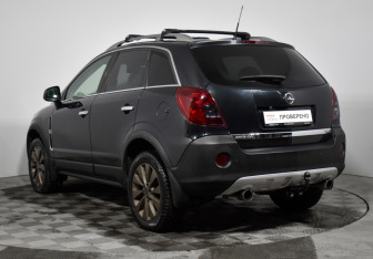 Подержанный автомобиль Opel Antara 2013 года (7 фото)