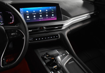 Подержанный автомобиль Changan CS75PLUS 2023 года (19 фото)