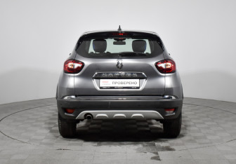 Подержанный автомобиль Renault Kaptur 2021 года (6 фото)
