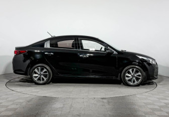 Подержанный автомобиль Kia Rio Sedan 2020 года (4 фото)
