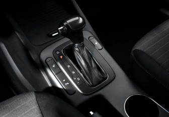 Подержанный автомобиль Kia Cerato Sedan 2013 года (11 фото)