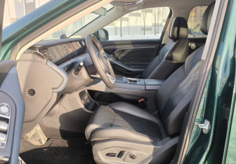 Подержанный автомобиль Voyah Free 2023 года (22 фото)