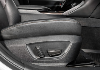 Подержанный автомобиль Toyota Camry Sedan 2019 года (15 фото)