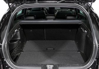 Подержанный автомобиль LADA (ВАЗ) Vesta Wagon 2024 года (21 фото)